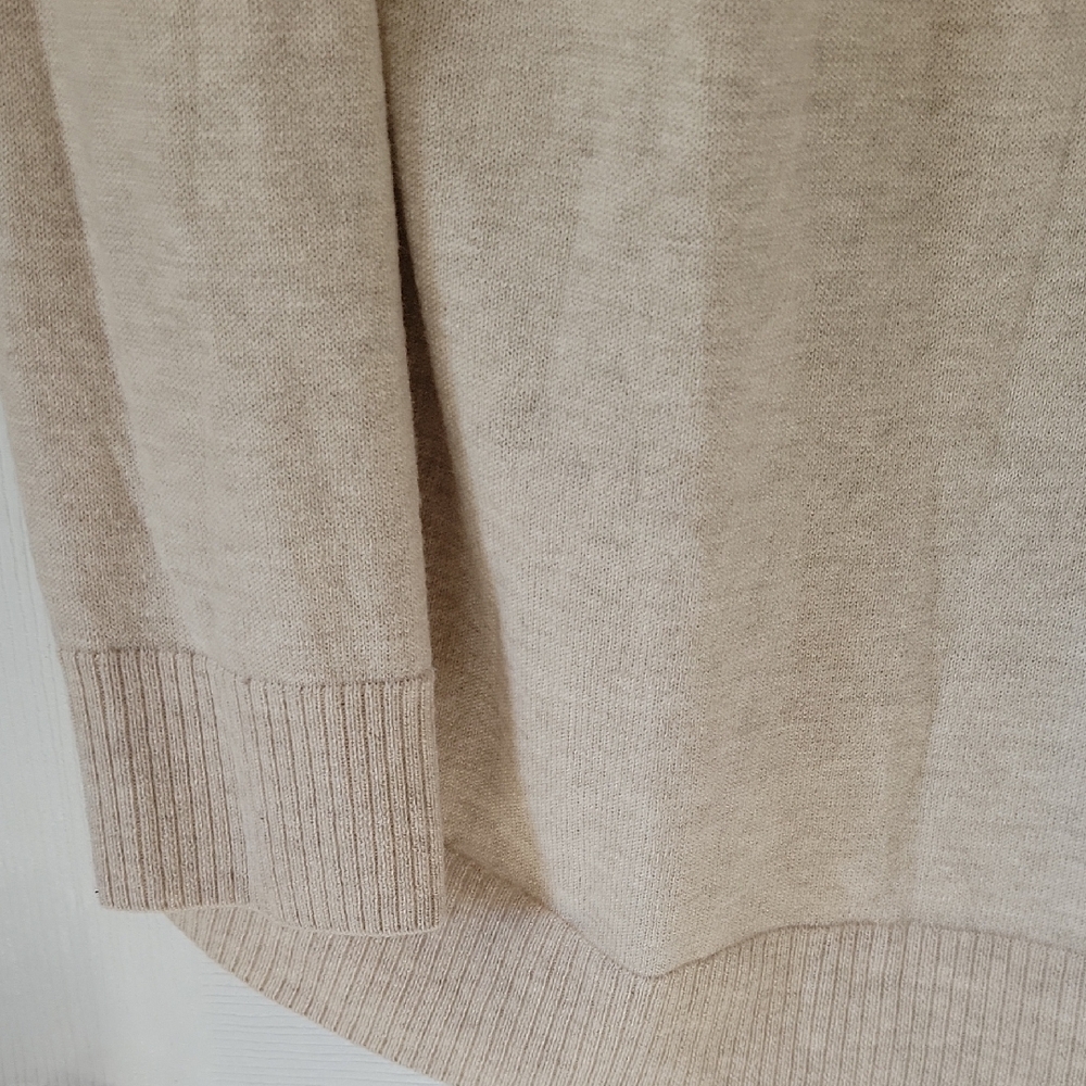 GAP Light Beige V-Neck Button Cardigan - Picture 11 of 16